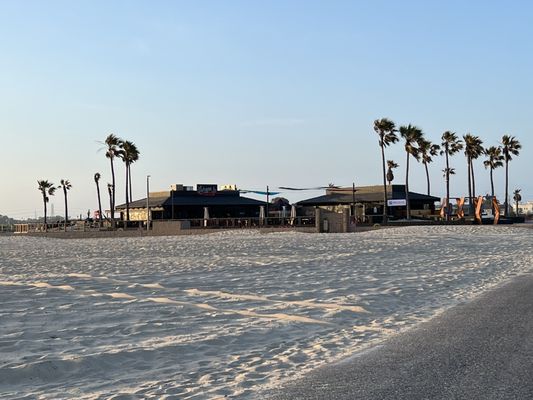 Sahara SandBar and Pizza by null