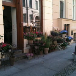 Der Blumenladen - Front of the store