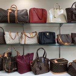 Designer Closet Consignment - Great Selection of Luxury Purses and Accessories