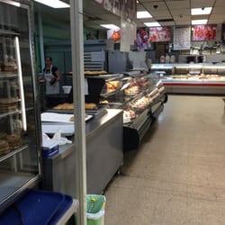 La Villa Supermarket - Nice bakery.