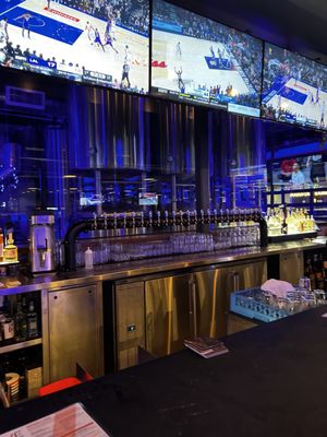 Evolve Brewing by Aces and Ales by null