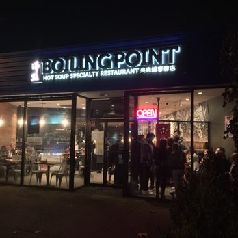 Boiling Point - Front of restaurant~ - Taiwanese Near Me - Burnaby, British Columbia