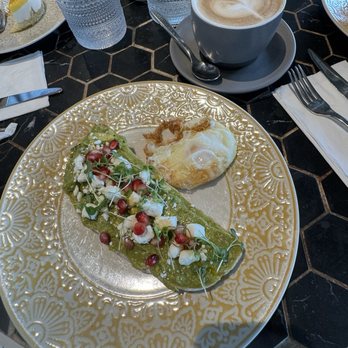 CalaMillor - Avocado toast - Spanish Near Me - Miami, Florida