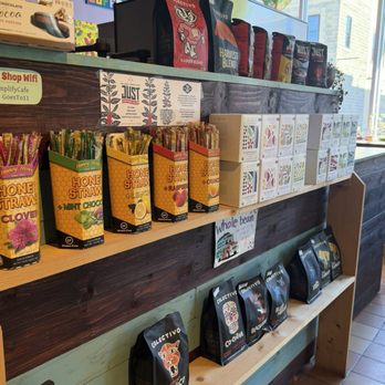 Amplify Cafe - HONEY - Coffee & Tea Near Me - Port Washington, Wisconsin