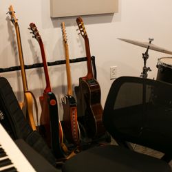 Dietz Bros Music - Teaching studio.
