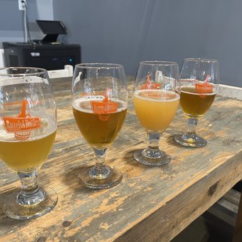 Barrels & Bottles Brewery - My 5oz flight! Highly recommend the beers they brew!!! - Wine Bars Near Me - Golden, Colorado Barrels & Bottles Brewery - My 5oz flight! Highly recommend the beers they brew!!! - Wine Bars Near Me - Golden, Colorado