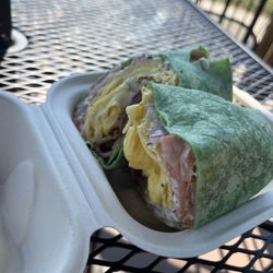 Seed kitchen & bagelry - Breakfast wrap