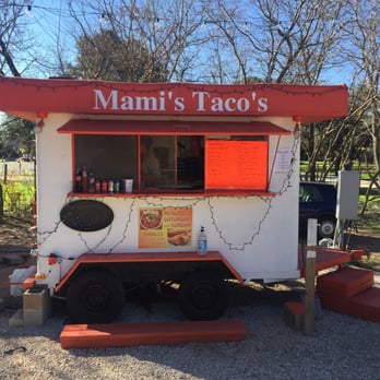Mami's Taco's - It's a cute little place run by a sweet sweet lady with some gnarly recipes! - Mexican Near Me - Austin, Texas