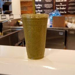 The best (natural)  Green Matcha Tea Breakfast Smoothie in the state of Colorado!!!