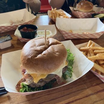 Monk's Bar & Grill - American Near Me - Wisconsin Dells, Wisconsin Monk's Bar & Grill - American Near Me - Wisconsin Dells, Wisconsin