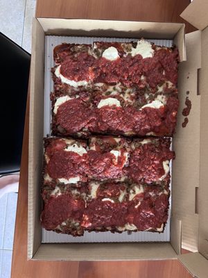The Rec Pizza & Detroit Eats by null