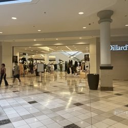 Dillard's