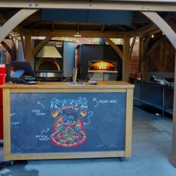 Ozzy's Apizza - Ordering Counter