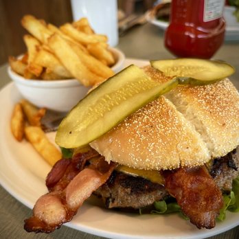 Common Place Cafe - Today's Lunch : Canadian Burger!! - Cafes Near Me - Abbotsford, British Columbia Common Place Cafe - Today's Lunch : Canadian Burger!! - Cafes Near Me - Abbotsford, British Columbia