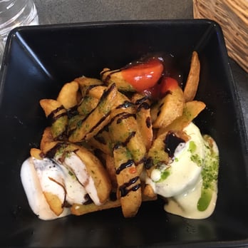 Bo de B - Patatas bravas. Amazing sauces - Sandwiches Near Me - Barcelona, B