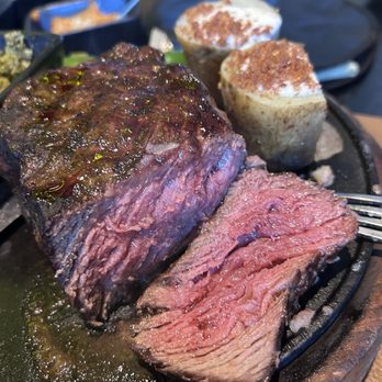 Palominos - Buen termino - Steakhouses Near Me - Tijuana, BCN Palominos - Buen termino - Steakhouses Near Me - Tijuana, BCN
