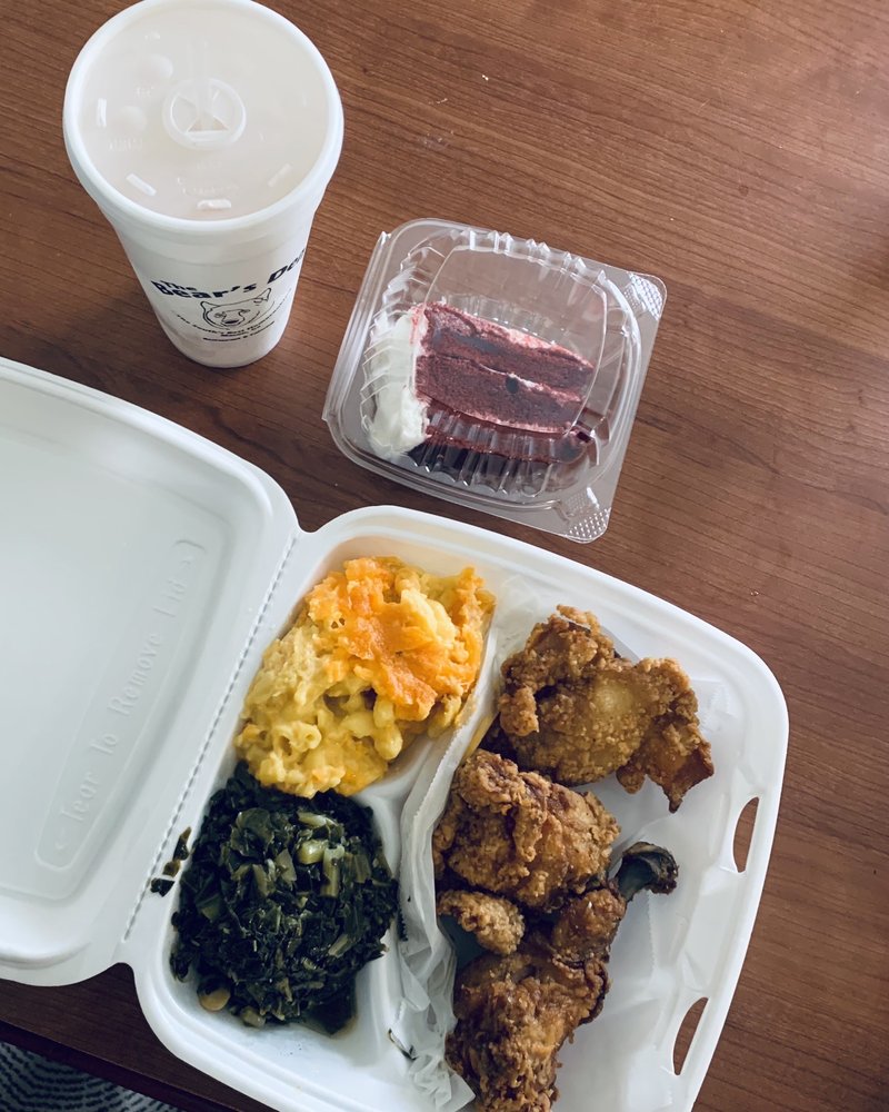 The Bear's Den, Macon Roadtrippers