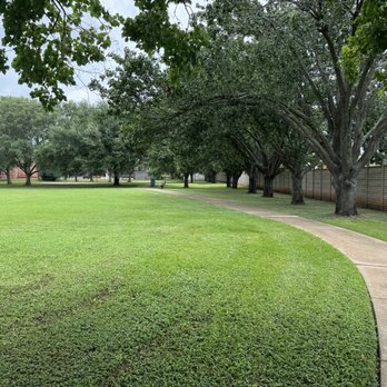Meadow Lake Park - Walking trail - Parks Near Me - Sugar Land, Texas