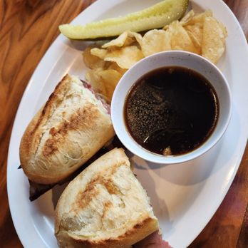 Saw Tooth Roadhouse - French dip - Pizza Near Me - Hood River, Oregon Saw Tooth Roadhouse - French dip - Pizza Near Me - Hood River, Oregon