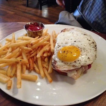 The Merchant - Croque Madame!
http://www.chowdownbythebay.blogspot.com/2014/09/paint-nite-downtown-lunch-at-merchant.html - New American Near Me - Boston, Massachusetts The Merchant - Croque Madame!
http://www.chowdownbythebay.blogspot.com/2014/09/paint-nite-downtown-lunch-at-merchant.html - New American Near Me - Boston, Massachusetts