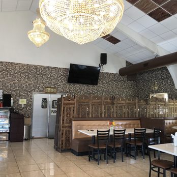 Roti Boti - Beautiful, clean seating area with strong air-conditioning - Indian Near Me - West Haven, Connecticut Roti Boti - Beautiful, clean seating area with strong air-conditioning - Indian Near Me - West Haven, Connecticut