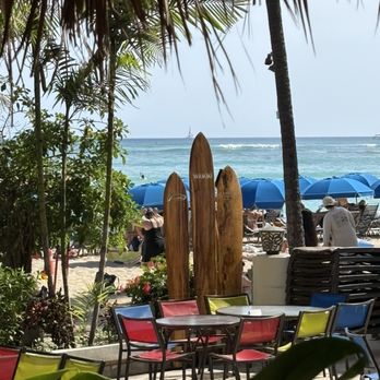 Duke's Waikiki - View from patio - Hawaiian Near Me - Honolulu, Hawaii Duke's Waikiki - View from patio - Hawaiian Near Me - Honolulu, Hawaii