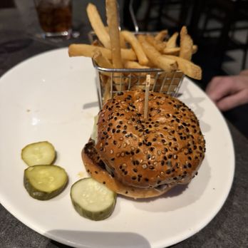 Yard House - Burger - New American Near Me - Las Vegas, Nevada Yard House - Burger - New American Near Me - Las Vegas, Nevada