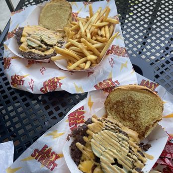 EASY STREET BURGERS - Updated June 2024 - 902 Photos & 782 Reviews