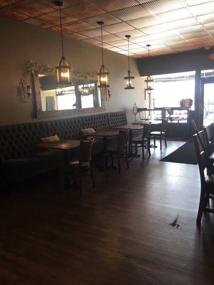 THE 1808 CAFE CLOSED 10 Photos 118 E Main St, Eaton, Ohio