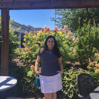 Big Oak Cafe - The flowers were so gorgeous I couldn't resist a mini photo shoot ;) - Cafes Near Me - Chambersburg, Pennsylvania