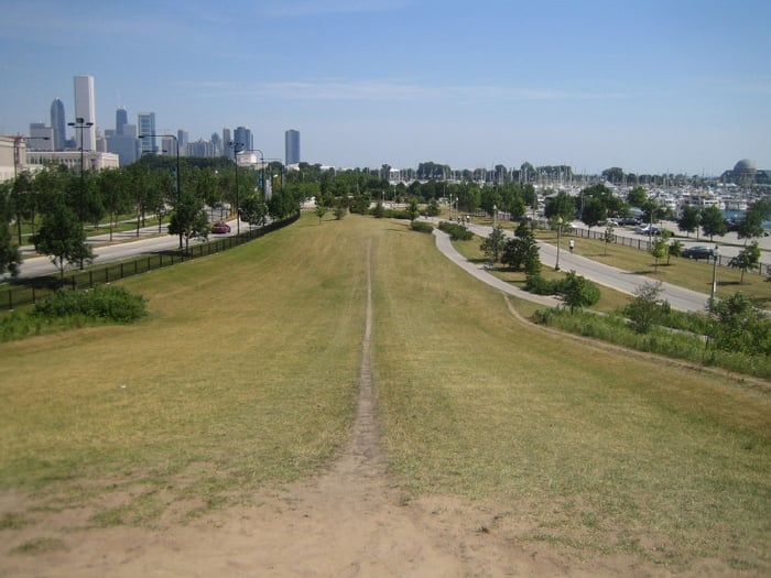 WALDRON BIKE & HIKE HUMP 400 E Waldron Dr, Chicago, Illinois Parks