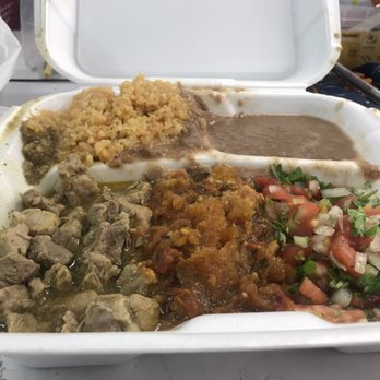 Taqueria Chapala - Combination plate of chile verde y chicharrón en chile yummy in my tummy - Mexican Near Me - Stockton, California Taqueria Chapala - Combination plate of chile verde y chicharrón en chile yummy in my tummy - Mexican Near Me - Stockton, California