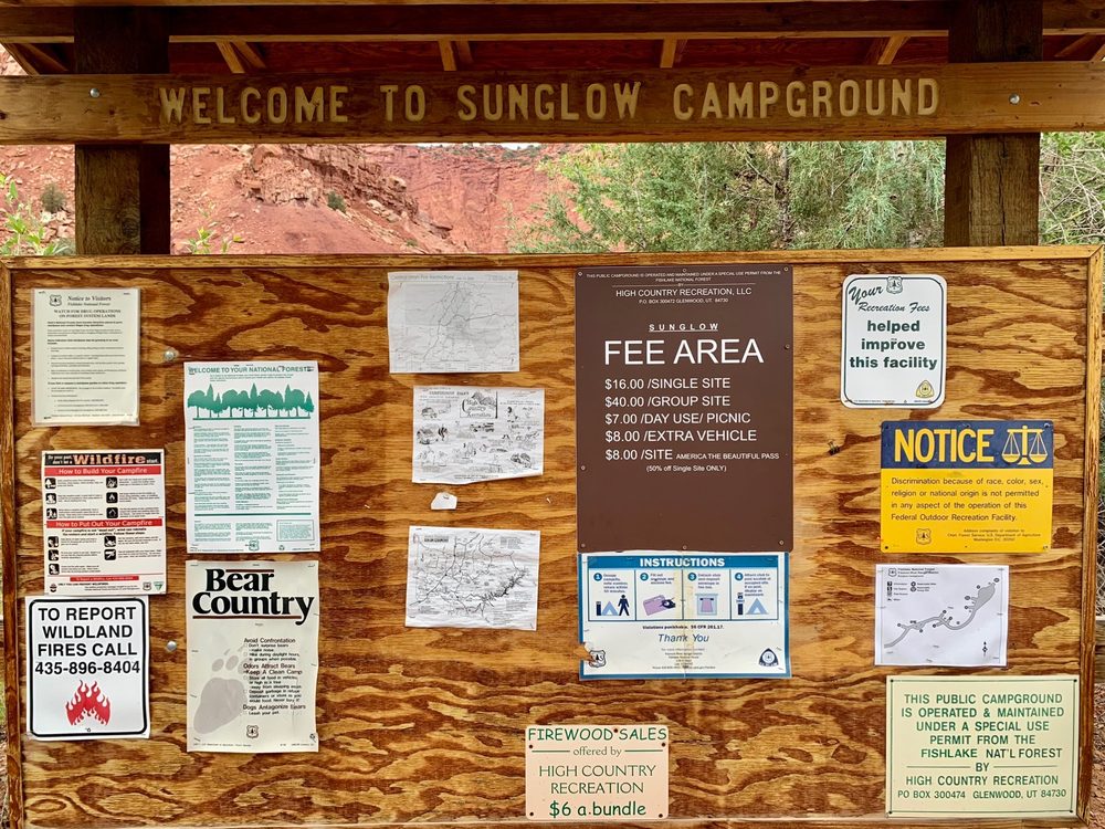 Sunglow Campground Logo