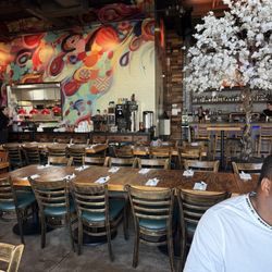 La Sabrosita Botanero - Dining area