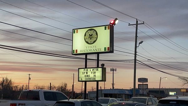Vito's Ristorante by null