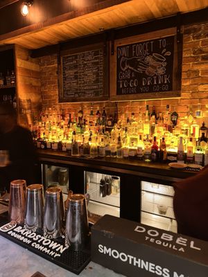 Repeal 33 Bar & Restaurant by null