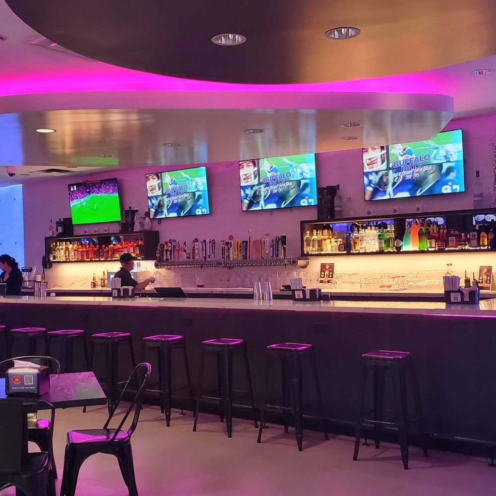 Bird Bowl - Bar - Bowling Near Me - Miami, Florida