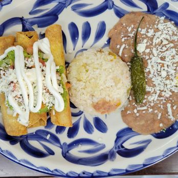 Bahía Grill Cocina Mexicana - Flautas with chicken - Mexican Near Me - Corona, California Bahía Grill Cocina Mexicana - Flautas with chicken - Mexican Near Me - Corona, California