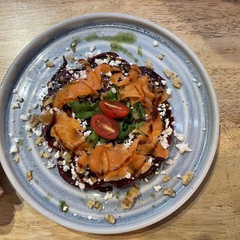 The Red Lion - Starter of beetroot carpaccio with smoked salmon. - Gastropubs Near Me - Culworth, NTH The Red Lion - Starter of beetroot carpaccio with smoked salmon. - Gastropubs Near Me - Culworth, NTH