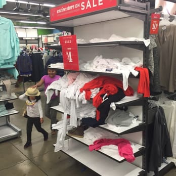 Old Navy - Men's Clothing Near Me - Northridge, California Old Navy - Men's Clothing Near Me - Northridge, California