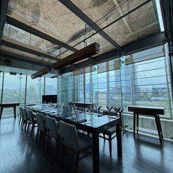 Misión 19 - 12 person dining