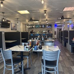 Cafe Bistro - Bar and tables