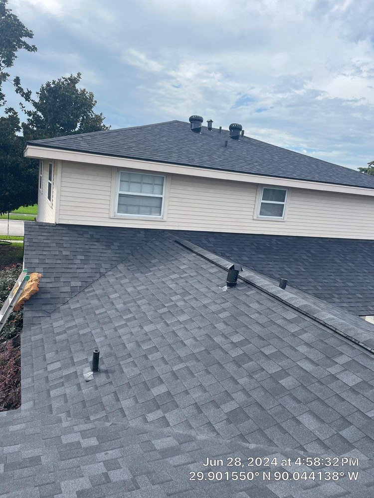 Slide of Lapeyre Construction