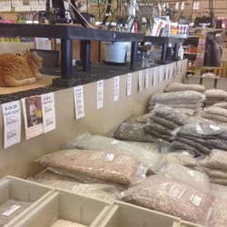 Hutto's Home and Garden Center - Different kinds of fertilizer