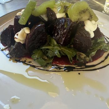 Cavalletta Restaurant - Beet salad - New American Near Me - Aptos, California