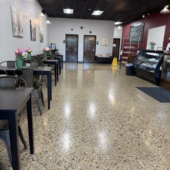 Ryke's Bakery - Cupcakes Near Me - Holland, Michigan