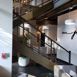 Gary Wahlers Hairstylist - Salon interior