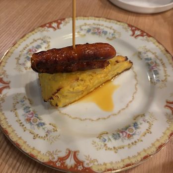 Leña - Spanish Near Me - Detroit, Michigan