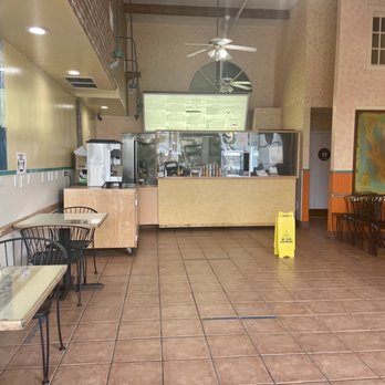 Jorge's Mexicatessen - Inside: view as you enter the shop - Mexican Near Me - Encinitas, California