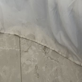 Lime in de Coconut - Dirty bedskirt - Vacation Rentals Near Me - Cruz Bay, Virgin Islands